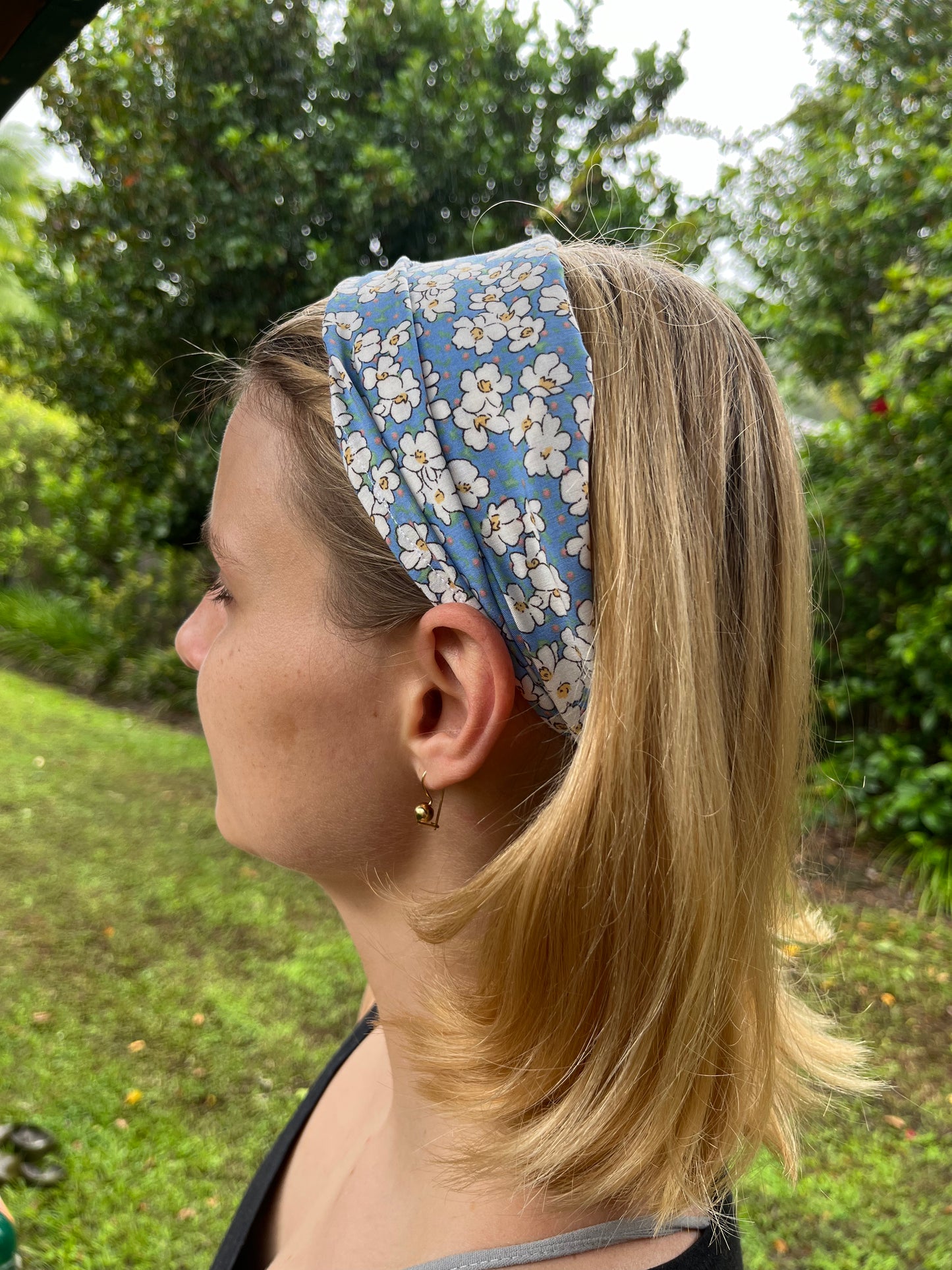 blue daisy bandana headband